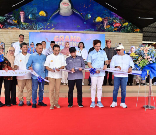Bupati Radityo Egi Pratama Resmi Buka Jungle Sea, Theme Park Tepi Pantai Pertama di Lampung